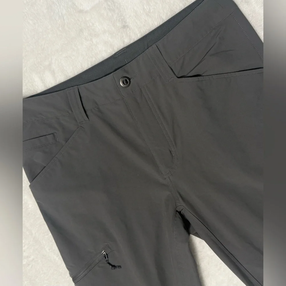 Patagonia Worn Wear Hiking Pants
Forge Grey - Picture 2 of 11
